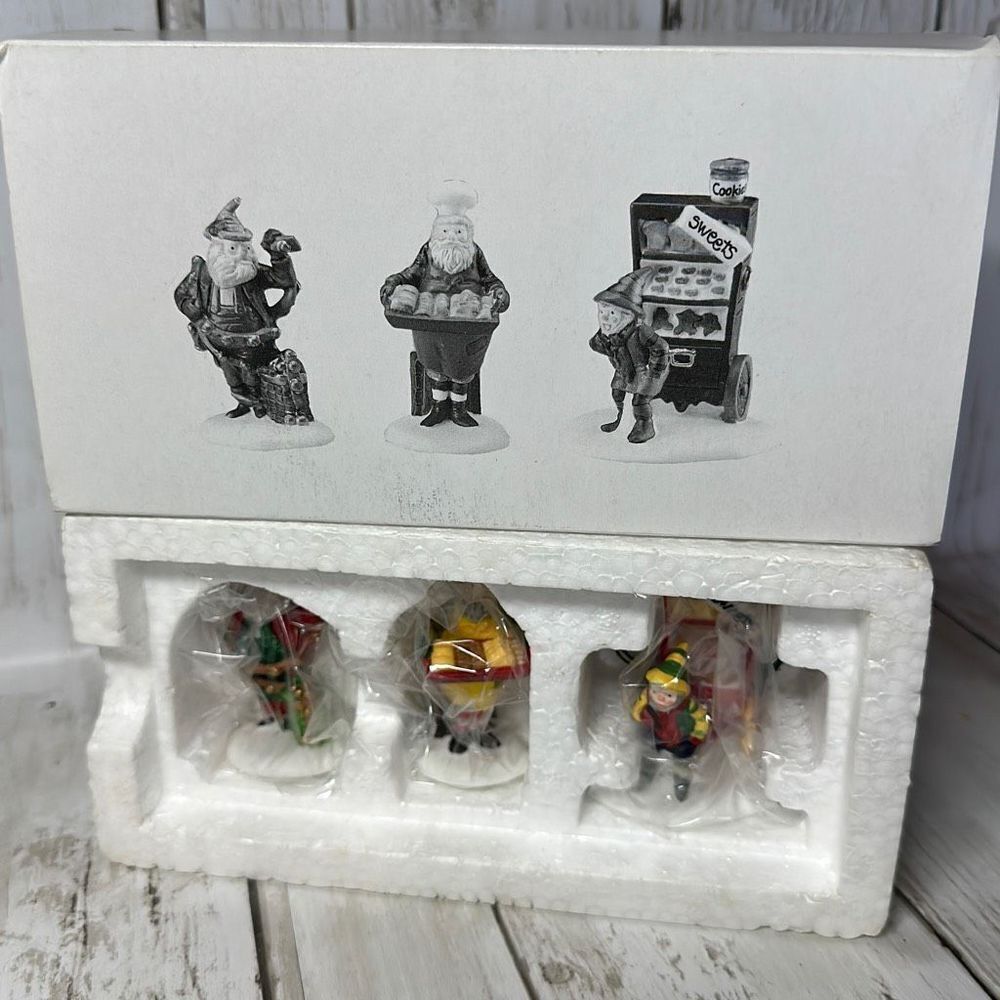 Department 56‎ Baker Elves Heritage Village Collection #5603-0